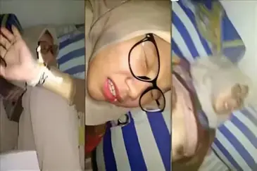 Bokep Memek Tembem SMA Hijab Kacamata WOT Lumer Asyik HD